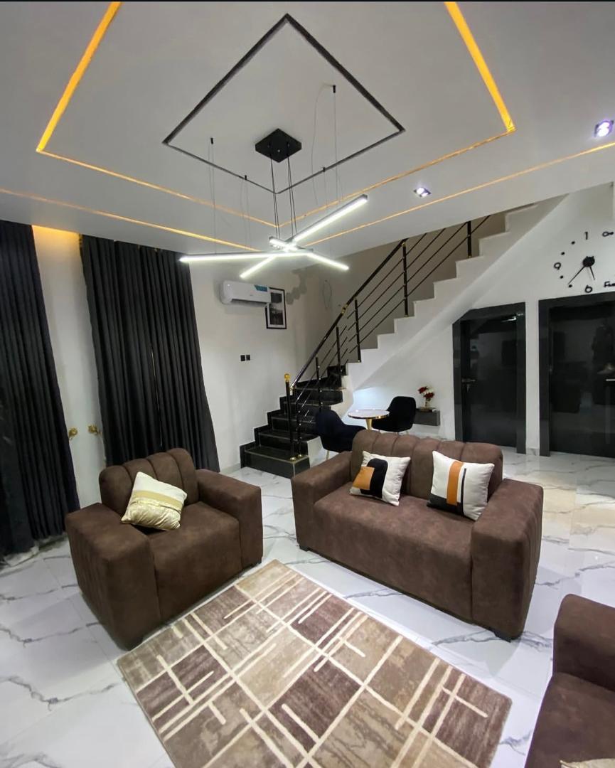 3 bedroom apartment with modern facilities at Thinkers corner