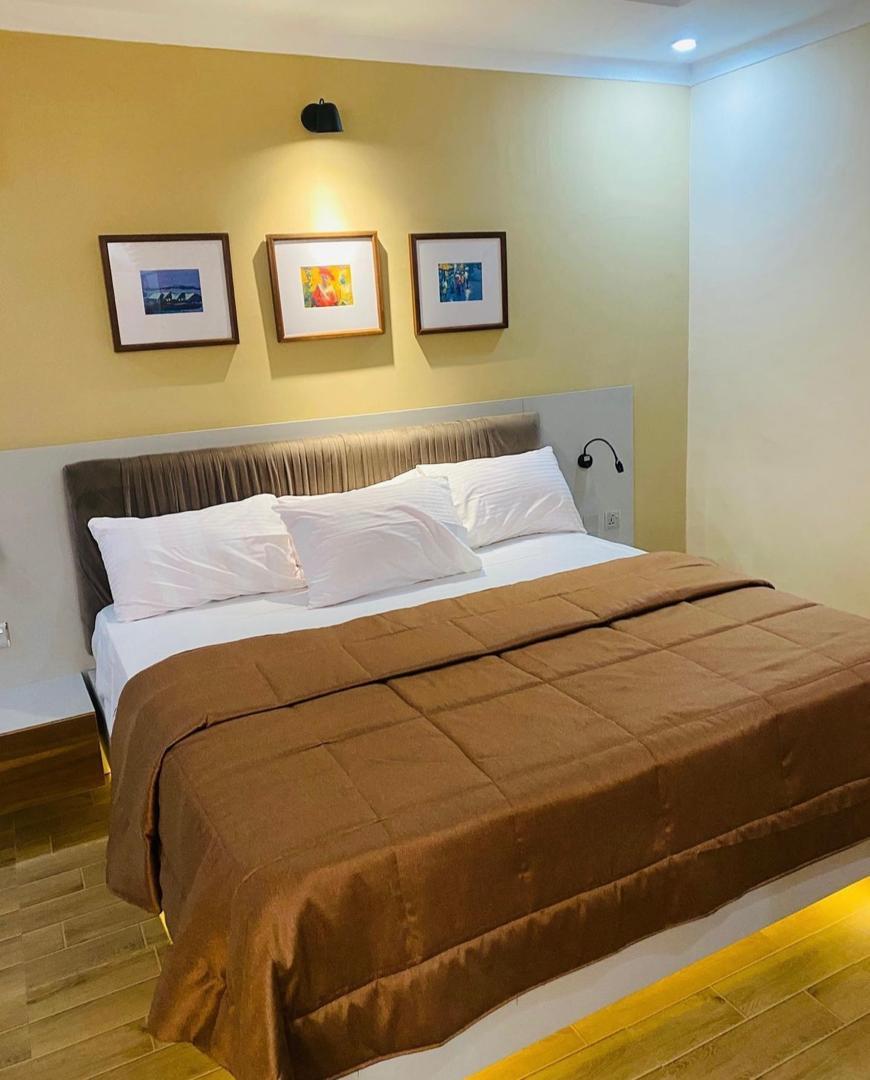 Beautifully furnished 1-bedroom apartment