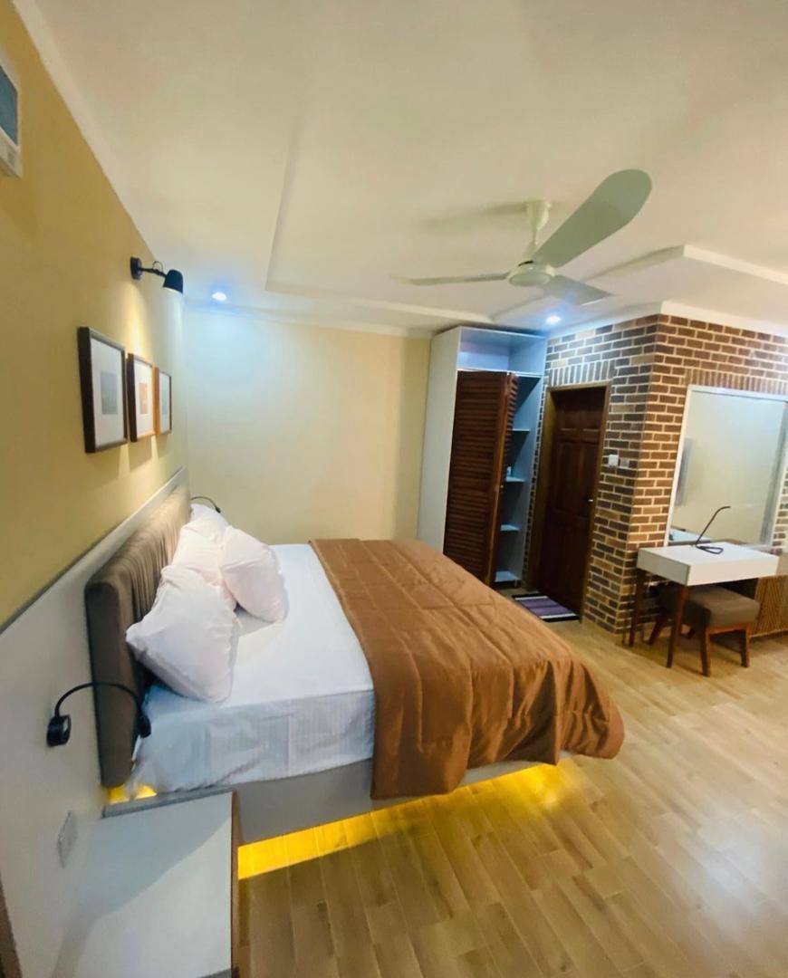 Beautifully furnished 1-bedroom apartment