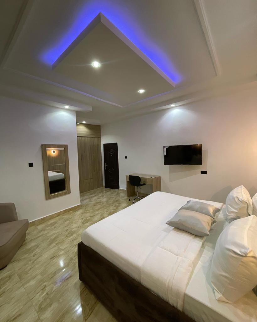 2 bedroom apartment in serene environment
