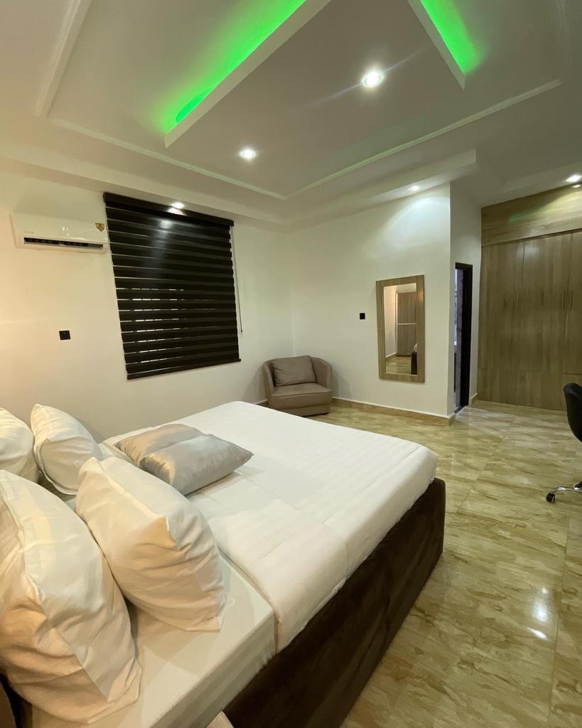 2 bedroom apartment in serene environment