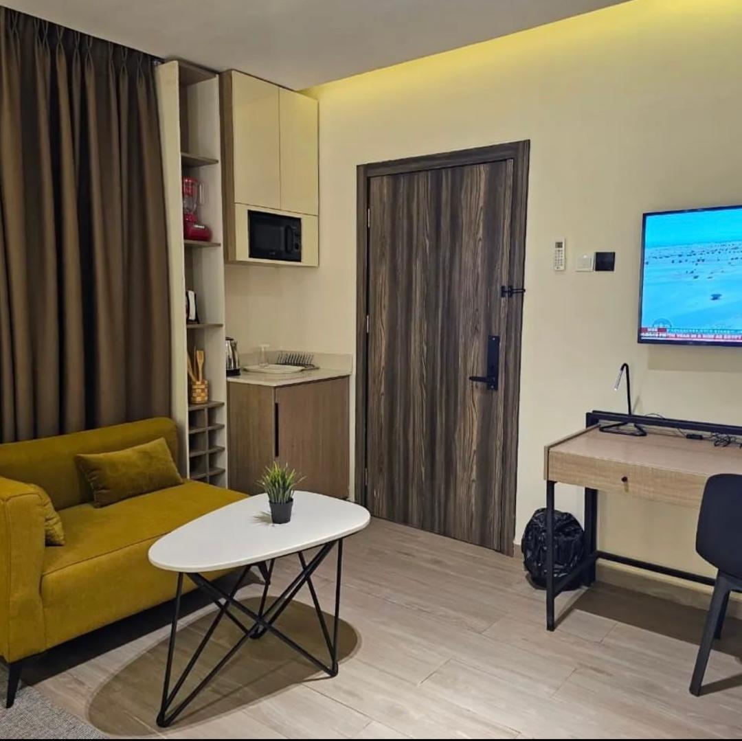 1-Bedroom apartment available at Thinkers corner