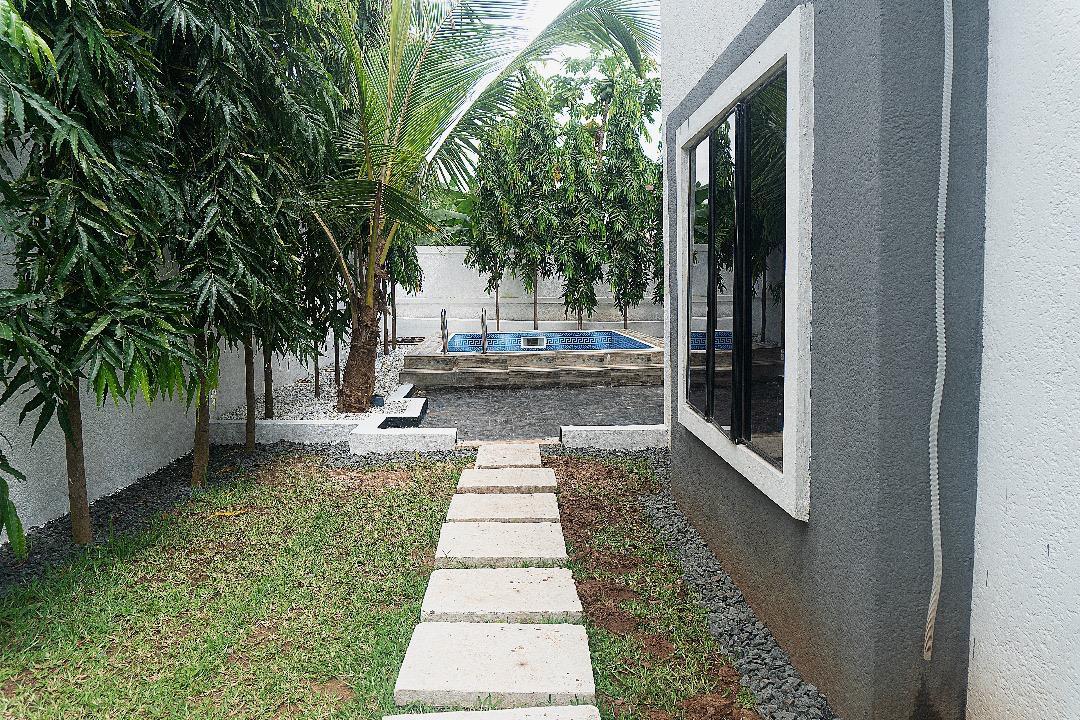 4 bedroom duplex available at Independence layout