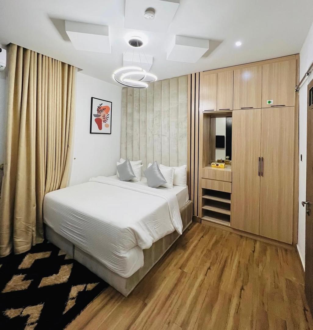 Fully Furnished 2-bedroom apartment available