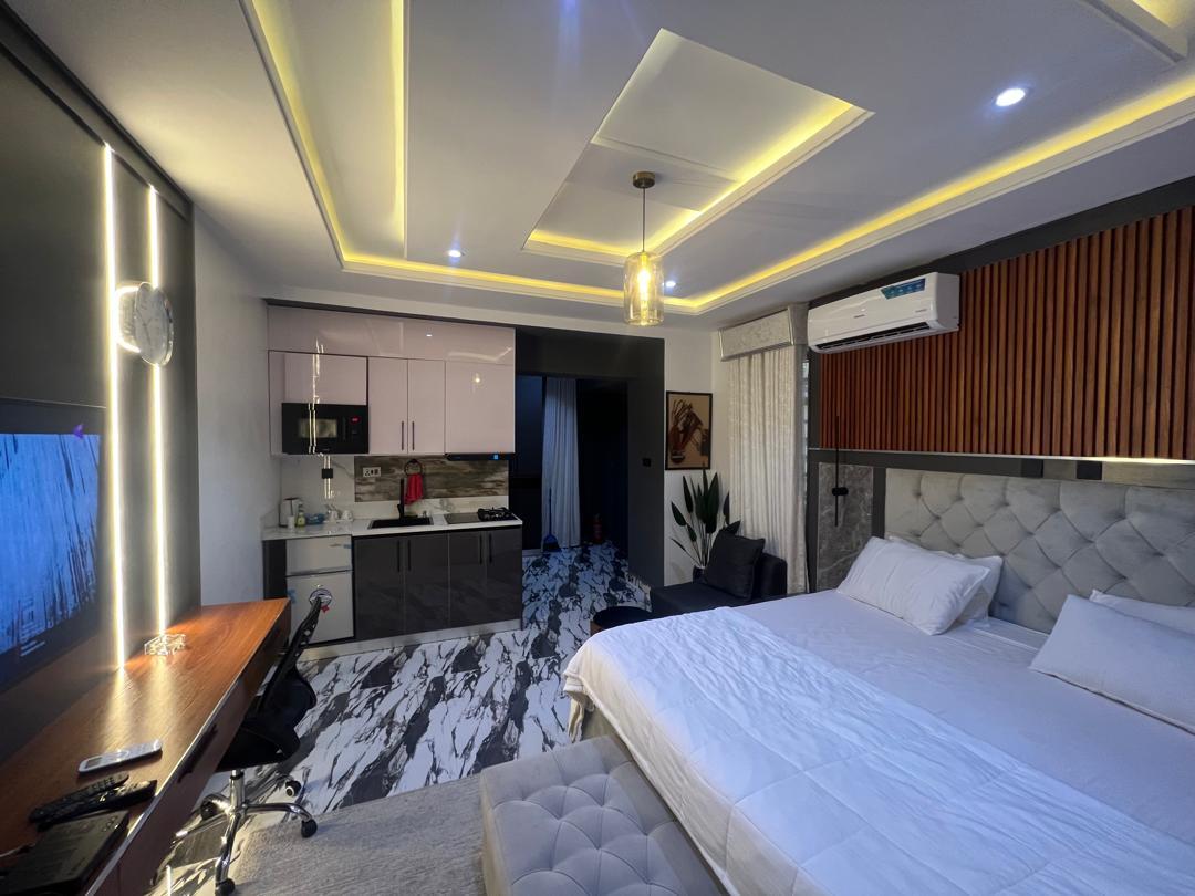 1-Bedroom apartment available at Thinkers corner
